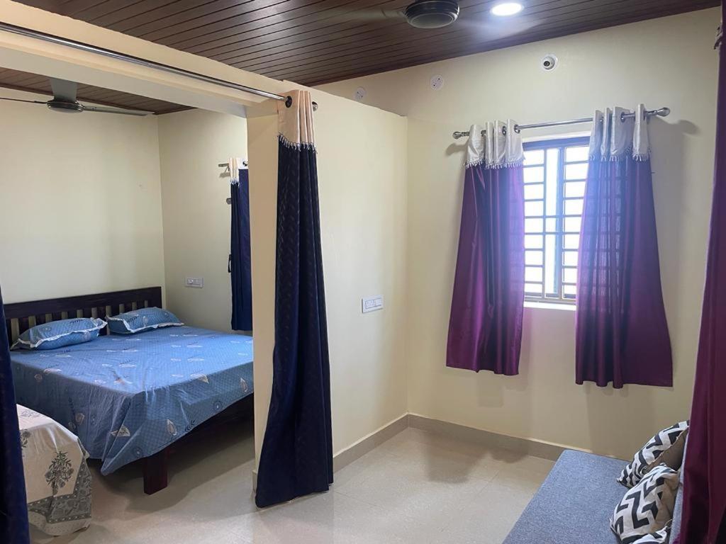 Nisarga Homestay And Beach Resort Gokarna Гокарна Экстерьер фото
